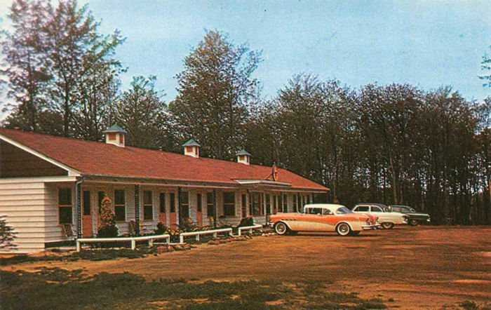 Dans Alger Falls Motel - Old Postcard Photo (newer photo)